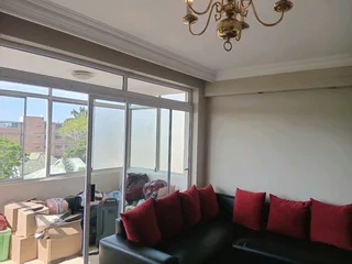 Modern 2.5 Bed Apartment in Innes Road, Morningside