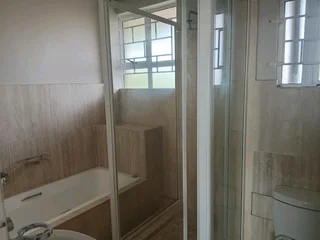 Modern 2.5 Bed Apartment in Innes Road, Morningside