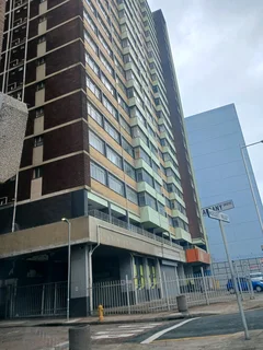 Spacious One Bed Apartment at Waverley, Victoria Embankment