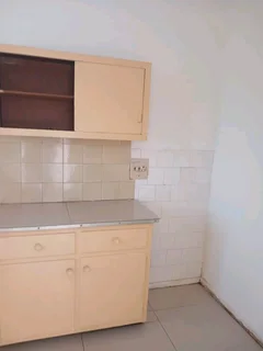 Modern and Spacious Bachelor Apartment at Eden Heights, South Beach