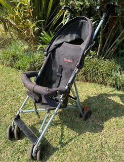 Baby pram / stroller - lightweight and compact