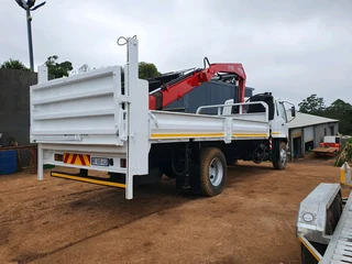 Fuso FM14.213 with Fassi F170 Crane