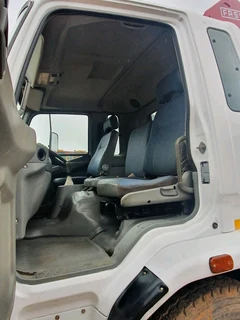 Fuso FM14.213 with Fassi F170 Crane