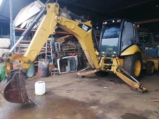 2007 CAT 416E TLB 4x4