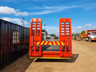 2018 SSH Lowbed Tri Axle Stepdeck Trailer