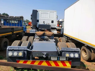 2013 Iveco Trekker 440 with Steel suspension