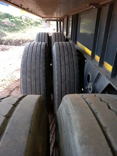 Serco Tri-Axel Freight Trailers Tri-Axel