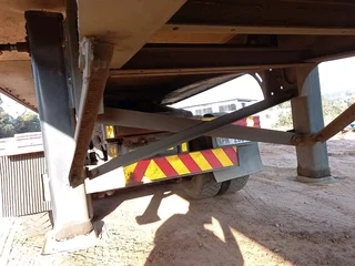 Serco Tri-Axel Freight Trailers Tri-Axel