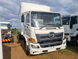 2019 Hino 500 1326