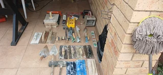 BUILDING TOOLS SELLING AS JOBLOT