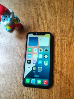 iPhone XR 128 GB allnetwork