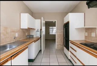 Bryanston, Del Prado, 2 Beds, rent:  R12 000