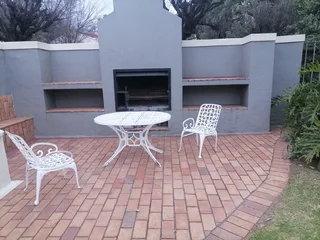 Bryanston, Del Prado, 2 Beds, rent:  R12 000