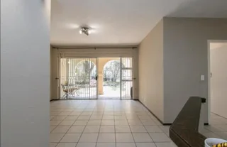 Bryanston, Del Prado, 2 Beds, rent:  R12 000