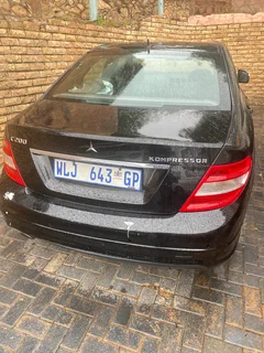 Mercedes-Benz C200 Kompressor Avantgarde (W204) – Project Car Opportunity