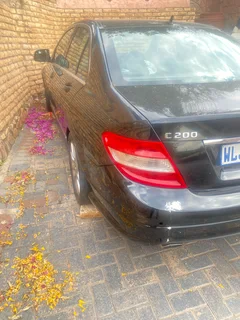 Mercedes-Benz C200 Kompressor Avantgarde (W204) – Project Car Opportunity