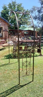 Metal Arches