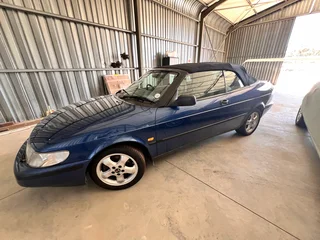 Saab convertible 900 turbo