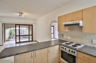 Townhouse - Ad posted by Chris Kyprianides