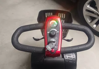 iGo Compact Electric Mobility Scooter