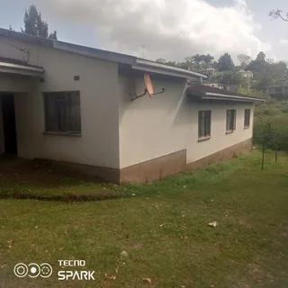 8 room cottage for sale in Mbhedula Mariannhill near Pinetown