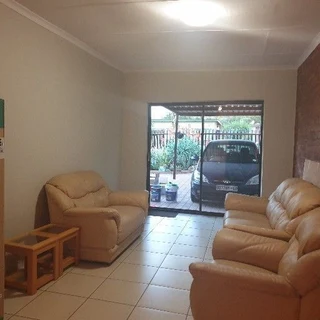 1 Bedroom Flat in Kilner Park
