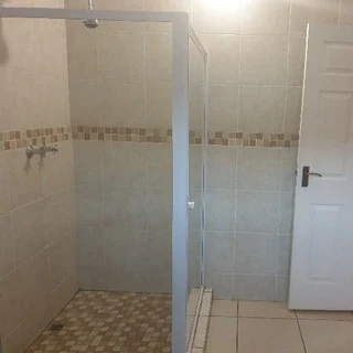 1 Bedroom Flat in Kilner Park