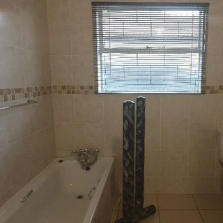 1 Bedroom Flat in Kilner Park