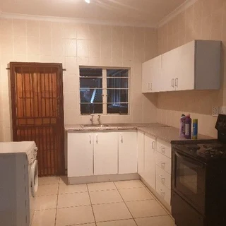 1 Bedroom Flat in Kilner Park