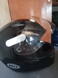 Bell Qualifier Gloss Black Motorcycle Helmet - Size L 59cm - 60cm
