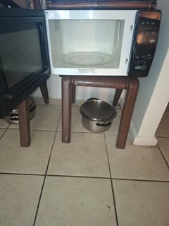 Microwave - Ad posted by Lana Francke