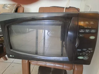 Microwave - Ad posted by Lana Francke