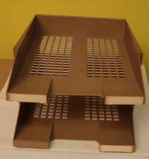 Paper trays with Risers
