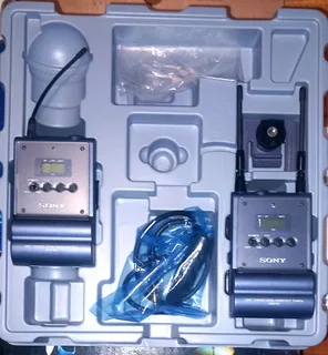 UHF Wireless Sony microphone package
