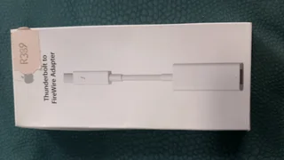 Thunderbolt to firewire adapter