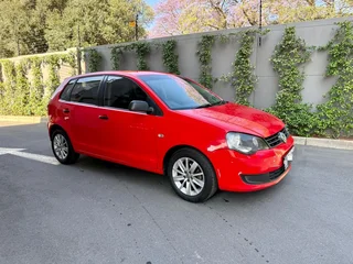 Volkswagen Polo Vivo Hatchback R79900