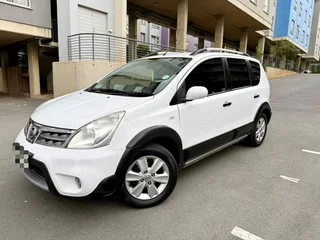 2012 Nissan Livina Hatchback R69 900