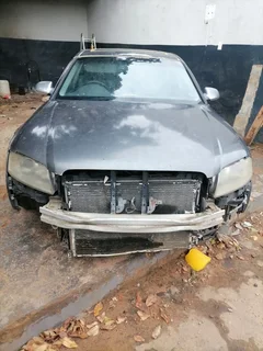 Audi s8 v10 5.2lt auto stripping for spares.