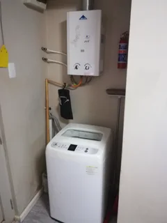 Bachelor flat to rent in Pari Park Port Elizabeth