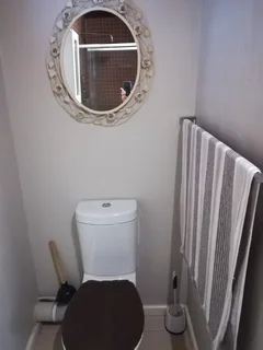 Bachelor flat to rent in Pari Park Port Elizabeth