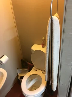 Small batular apartment to rent