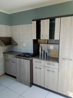 House for rent -Vanderbiljpark (Makro area)