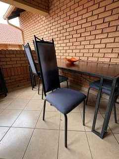 Pre-Loved Patio Dining Set for Sale!Looking to furnish your patio, balcony, or small dining area?