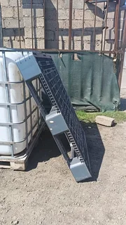 Plastic Pallets for sale