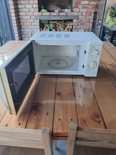 Microwave - Ad posted by Gerkinhead