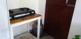 Room to let inside a secured house in Goodwood . Deposit Required R4,500