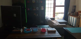 Semi-attached house toe rent