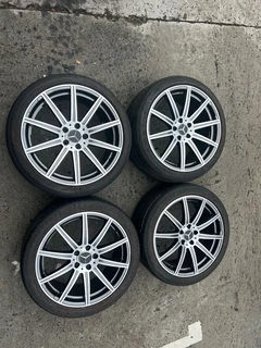 Set of 4x 19” Original Mercedes Benz Rims