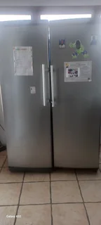 Fridge and washing machine