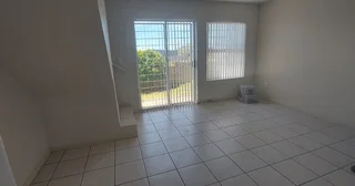 Duplex - Ad posted by Esther Kluge